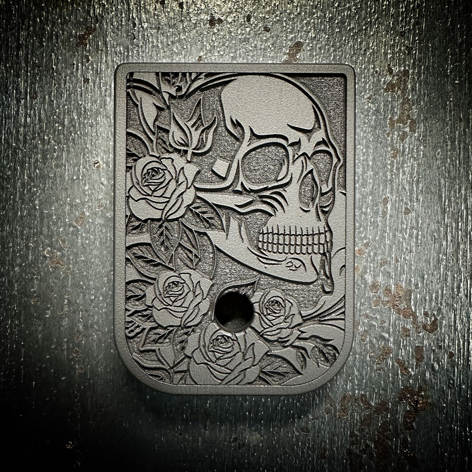 Skull w/ Roses Mag 3D - Titanium - Cerakoted Deep Engraved Blackout