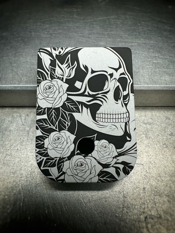 Skull w/ Roses - Click for More Finishes