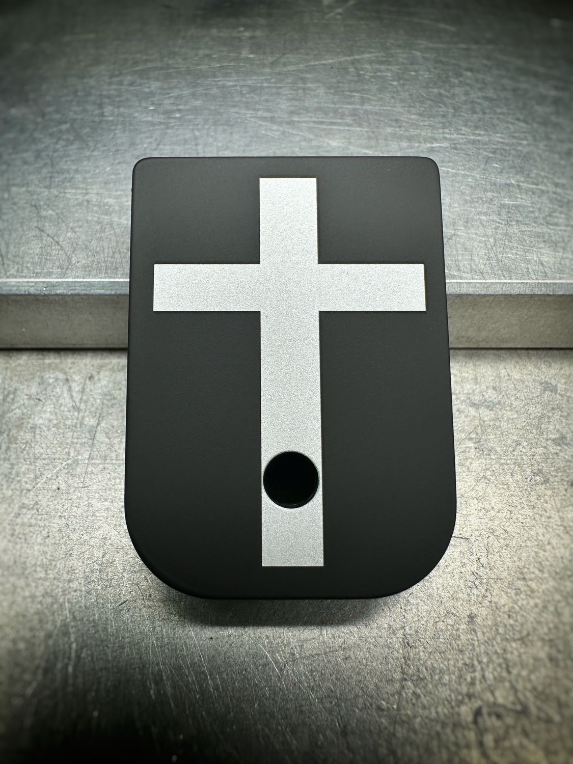 Cross Mag - Aluminum - Black
