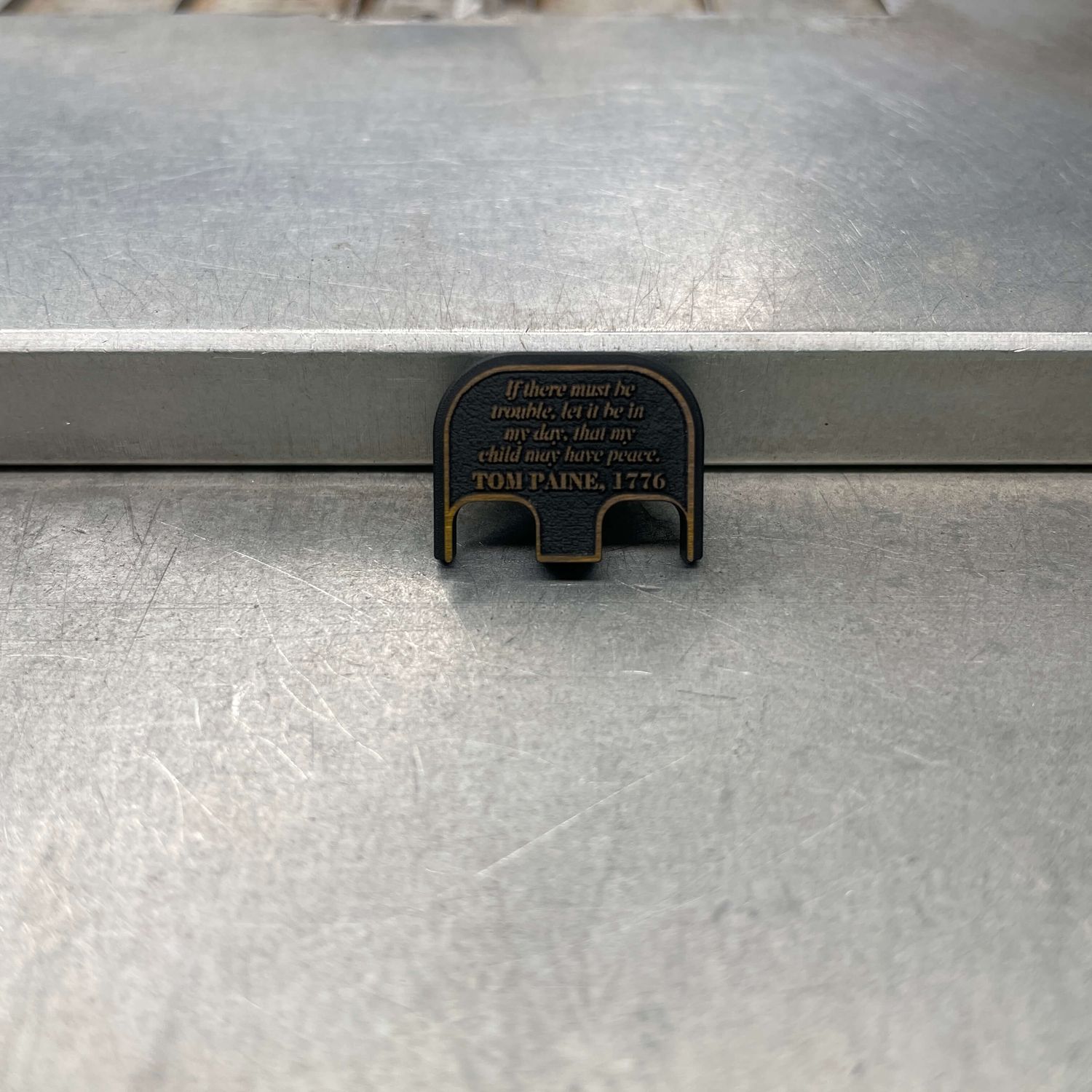 BLEM - 3D Tom Paine - Titanium Gold