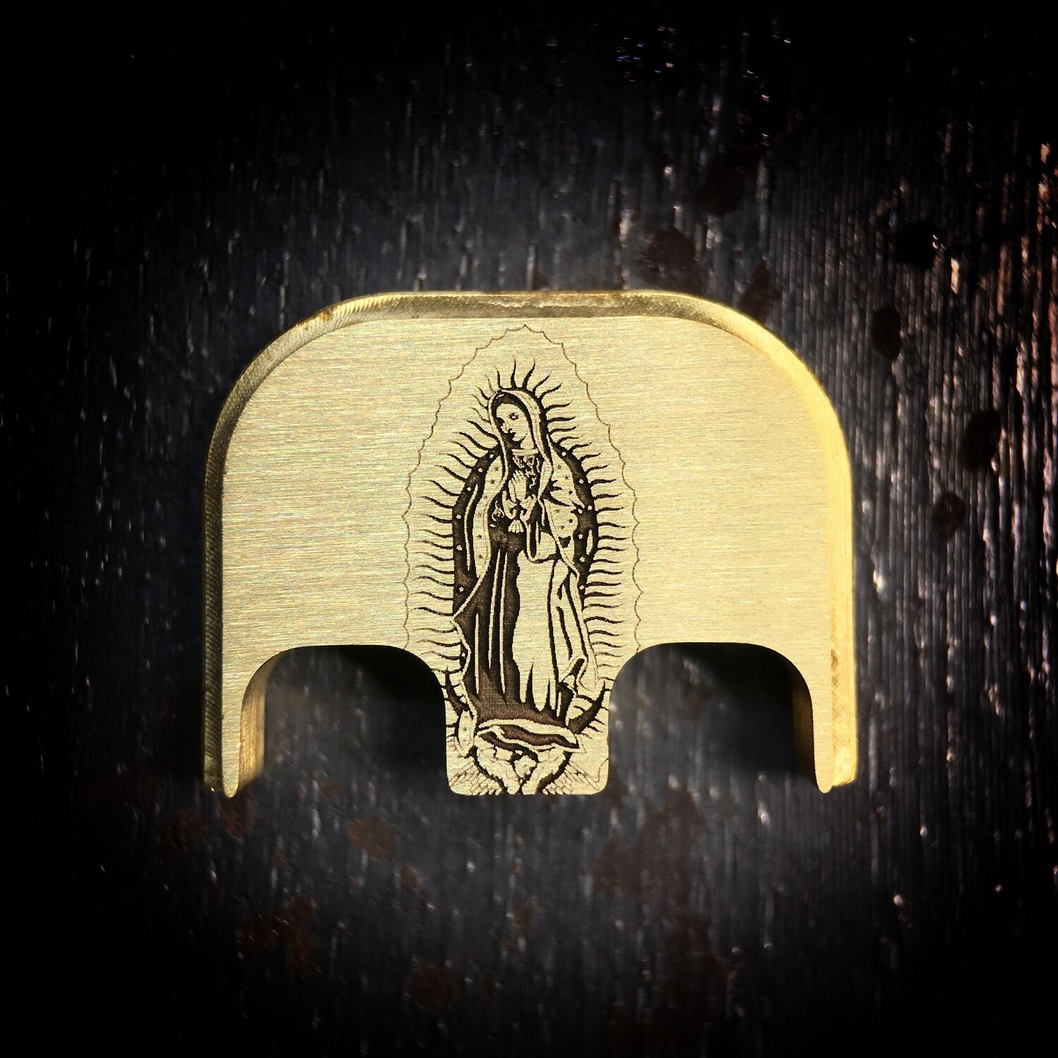 Virgin Mary - Brass - Deep Engraved Brushed