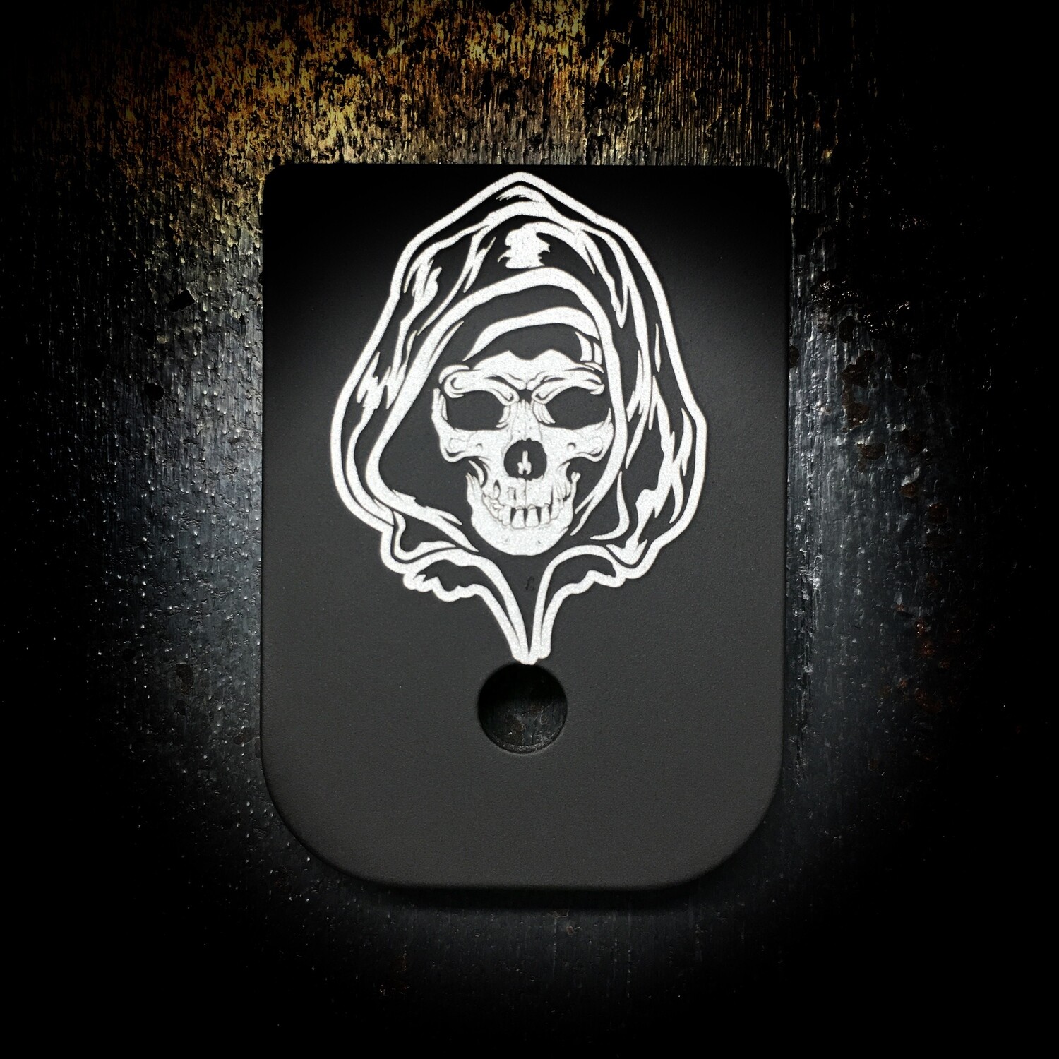 Reaper Mag - Titanium -  Black