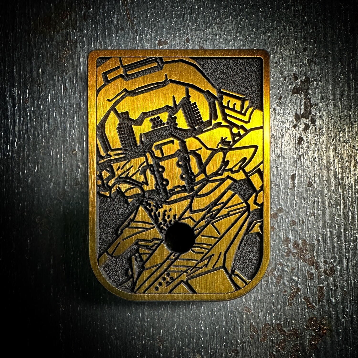 Master Chief Halo Mag 3D - Titanium - Cerakoted Deep Engraved Gold