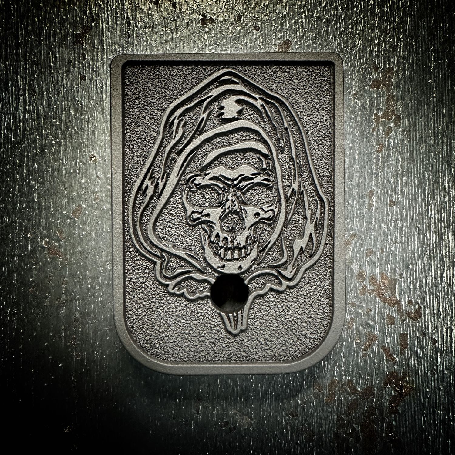 Reaper Mag 3D - Titanium - Cerakoted Deep Engraved Blackout