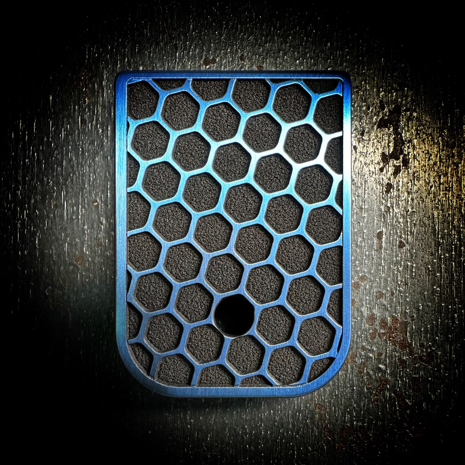 Honeycomb Mag 3D - Titanium - Cerakoted Deep Engraved Blue