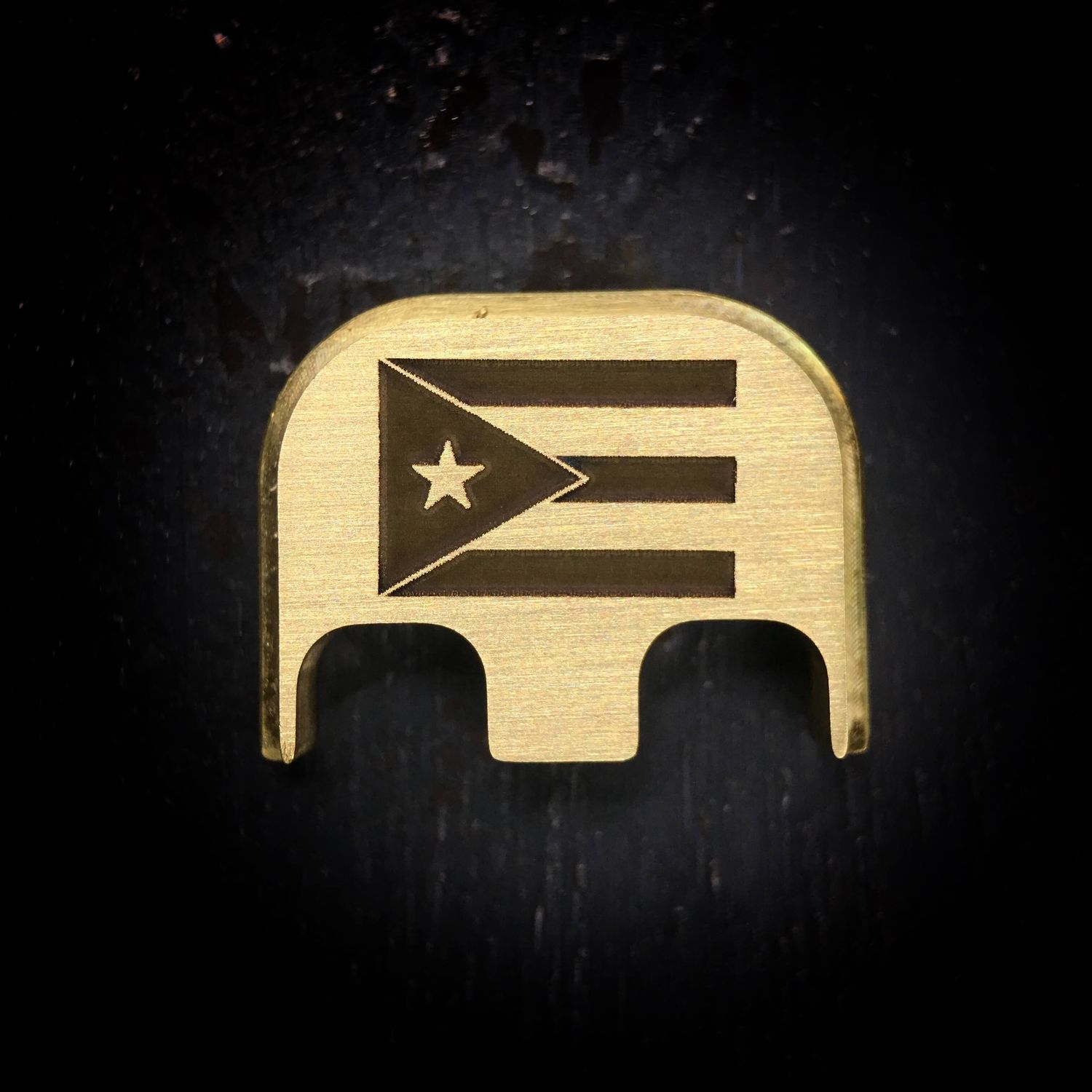 Puerto Rico - Brass - Deep Engraved Brushed