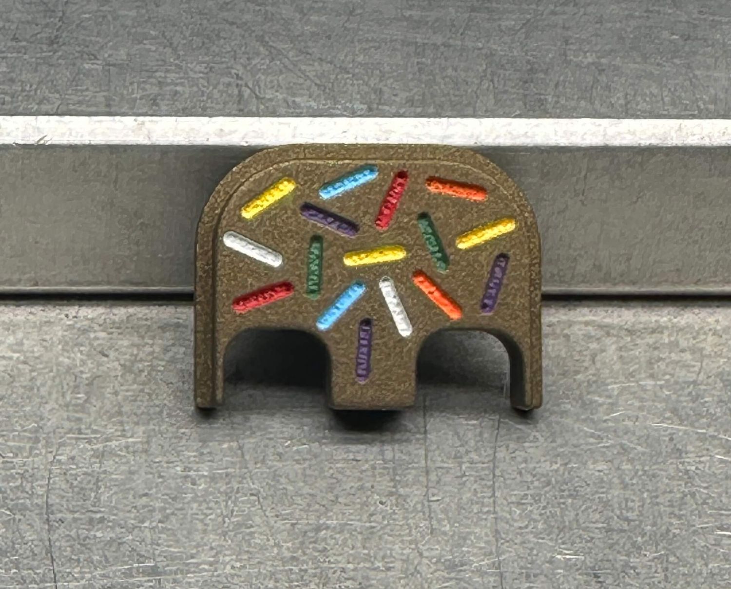 Sprinkles Chocolate - Titanium - Deep Engraved Color