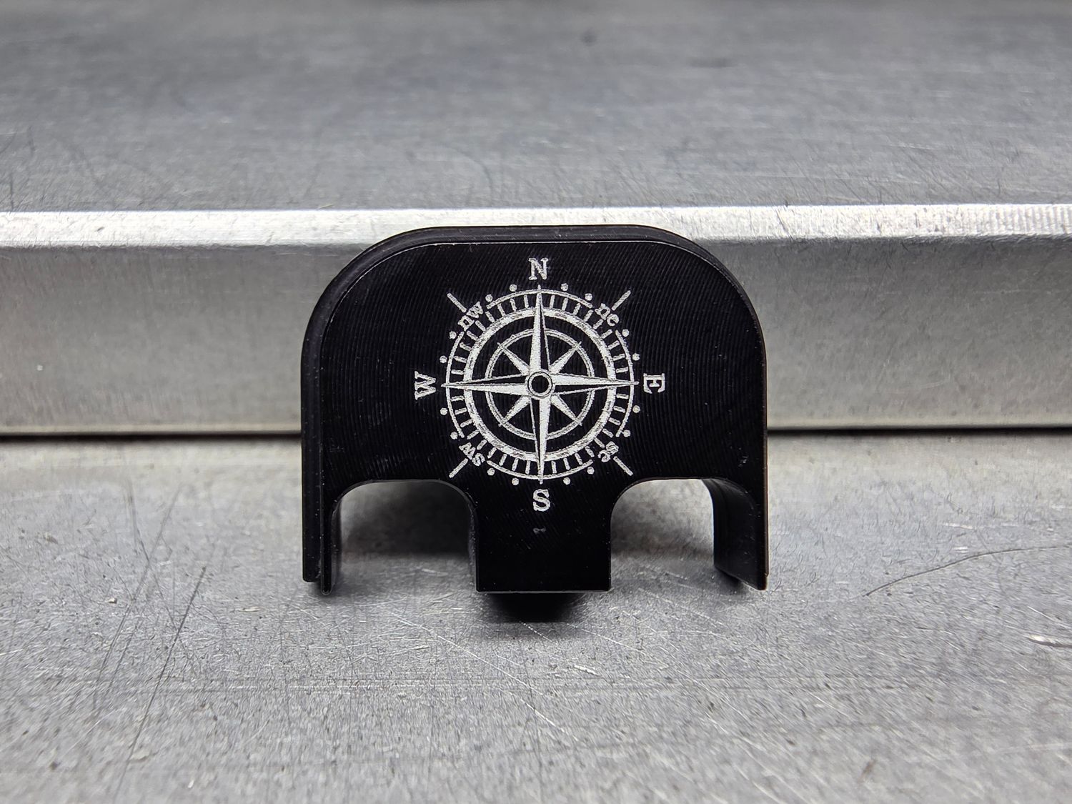 BLEM - Compass - Black Traditional - Aluminum