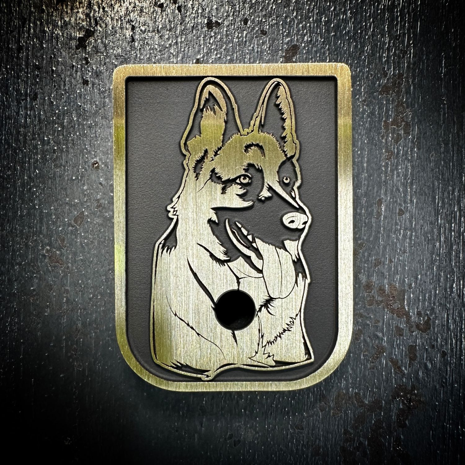 German Shepherd Mag 3D - Brass- Cerakoted Deep Engraved Brushed
