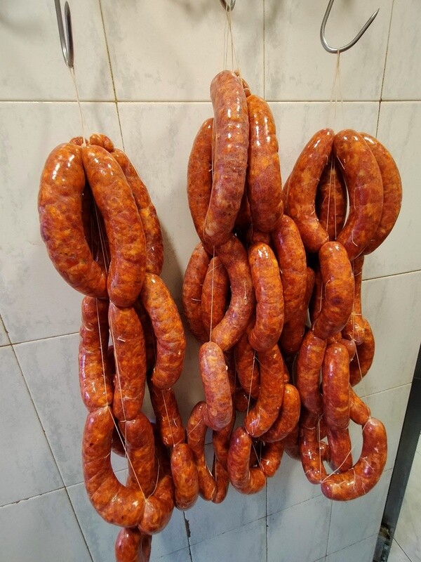 Chorizos frescos 9,99 €/Kg.