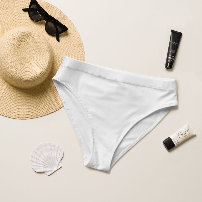 Flattering high-waisted bikini bottoms are lined. They look great on mid-size women and plus-size women.