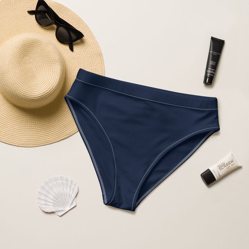 The navy blue high-waisted bikini bottoms have a navy blue lining. Flattering fit on most body types.