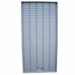Growing tray with drainage