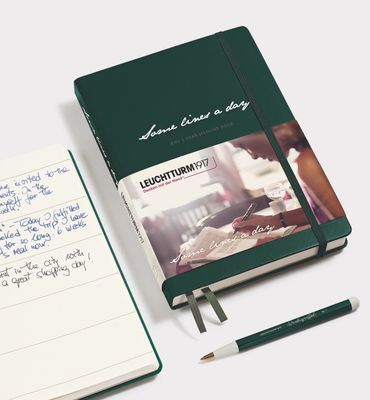Cuaderno Leuchtturm1917 Some Lines A Day, Forest Green