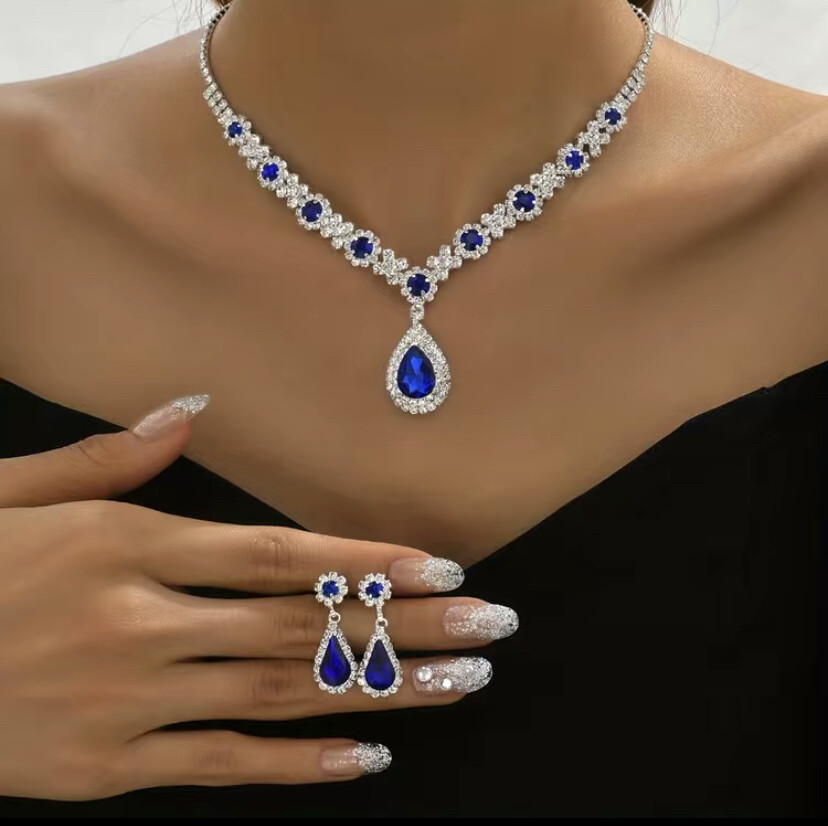 Timeless Blue Sapphire Jewelry Set