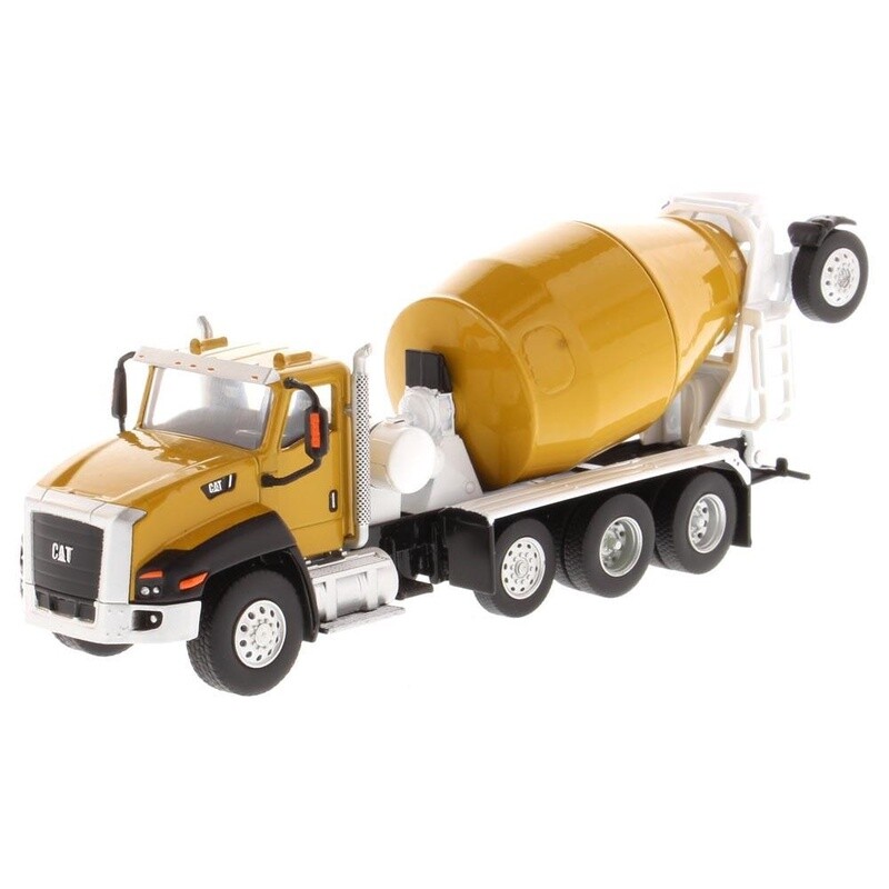 Caterpillar CT660 w/McNeilus Bridgemaster Mixer Body - 1:64