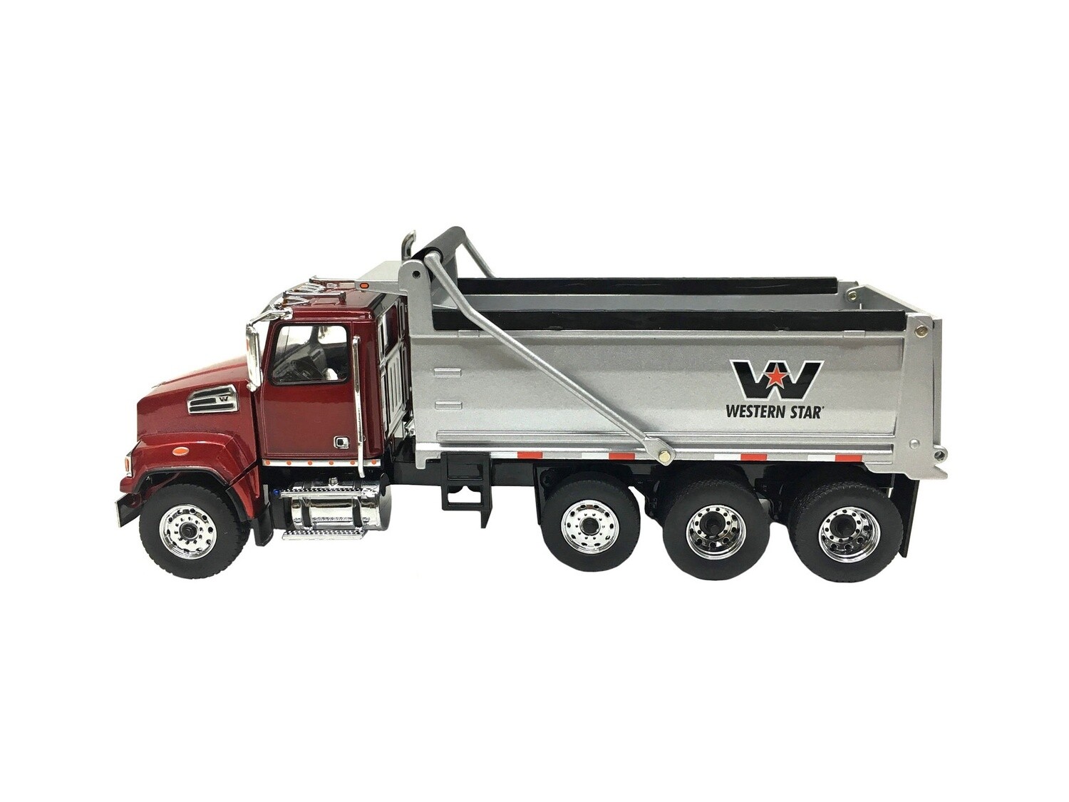 Western Star 4700 Sf Three Axle Dump Truck - Red Silver