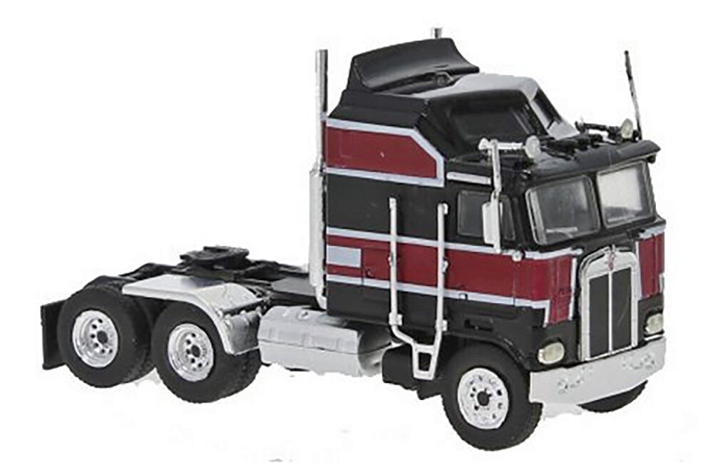 Kenworth Bullnose Tractor - Mackie the Mover - 1:87