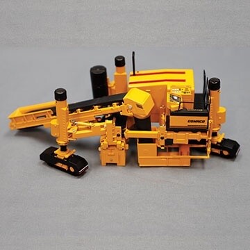 Gomaco Xtreme Commander IIIx Concrete Paver - 1:32