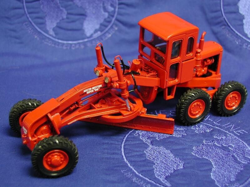Austin-Western Super 99 Power Grader - Red