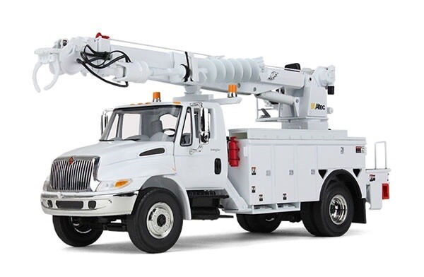 International Durastar w/Digger Derrick Body - 1:34