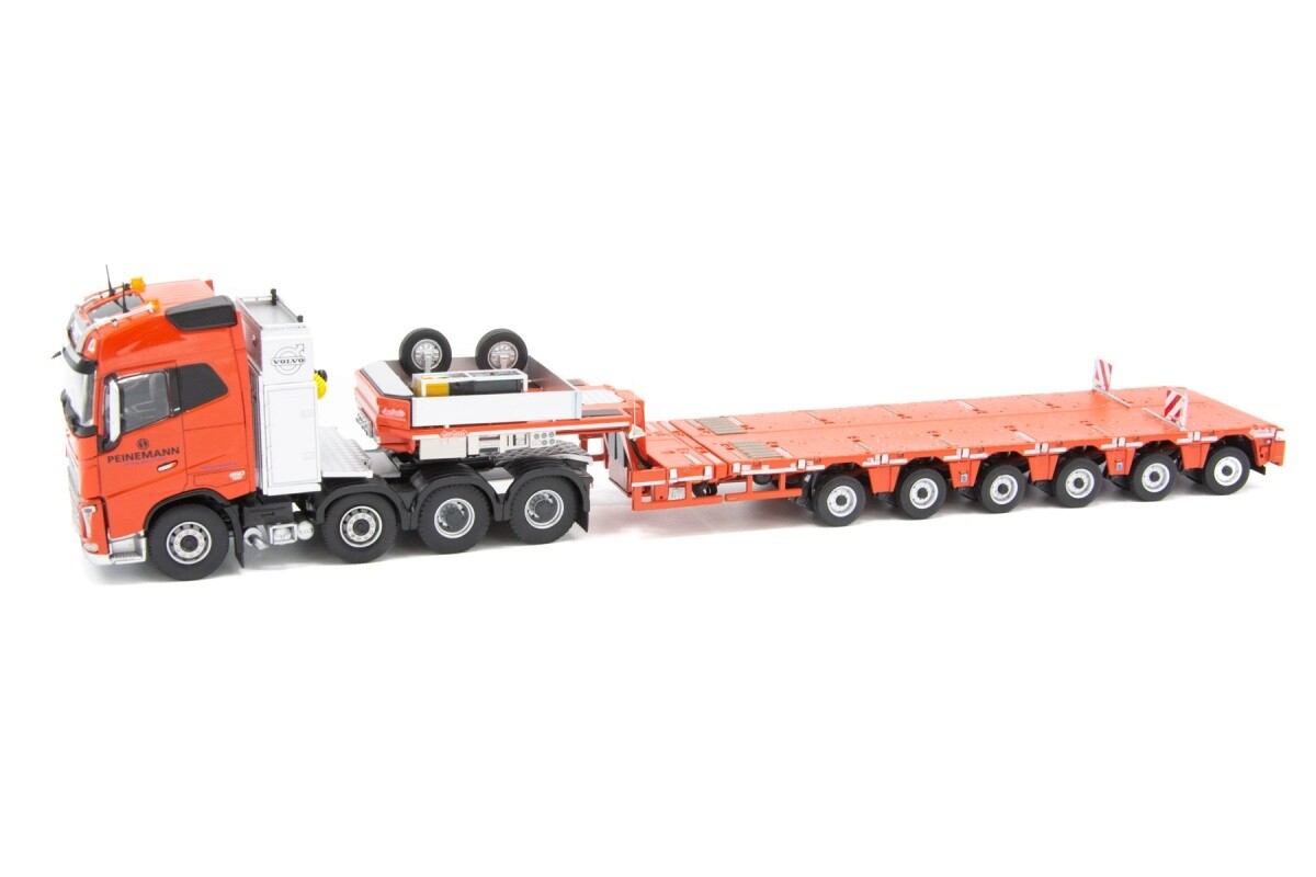 Volvo FH04 Gobetrotter 8x4 w/6-Axle Nooteboom - Peinemann