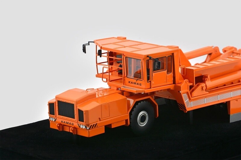Kamag Slag Carrier - Resin Cast