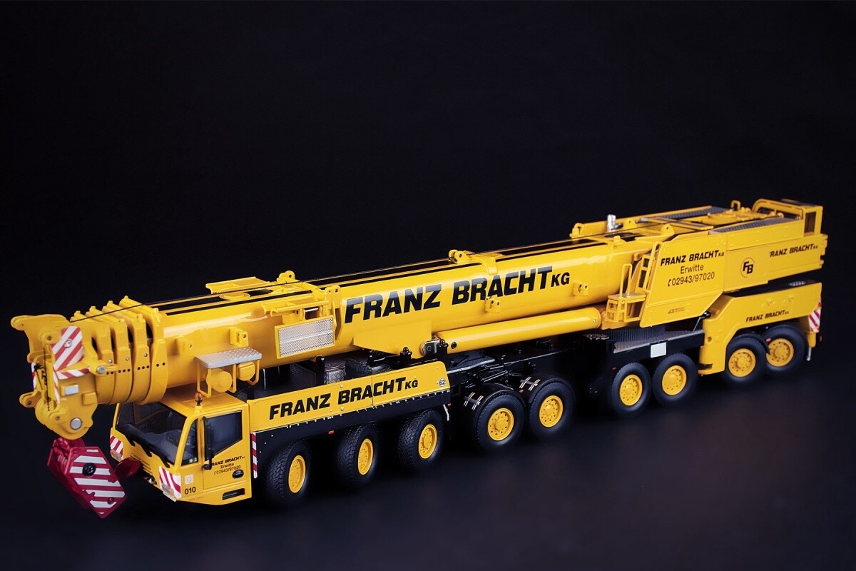 Demag AC700-9 Mobile Crane - Franz Bracht