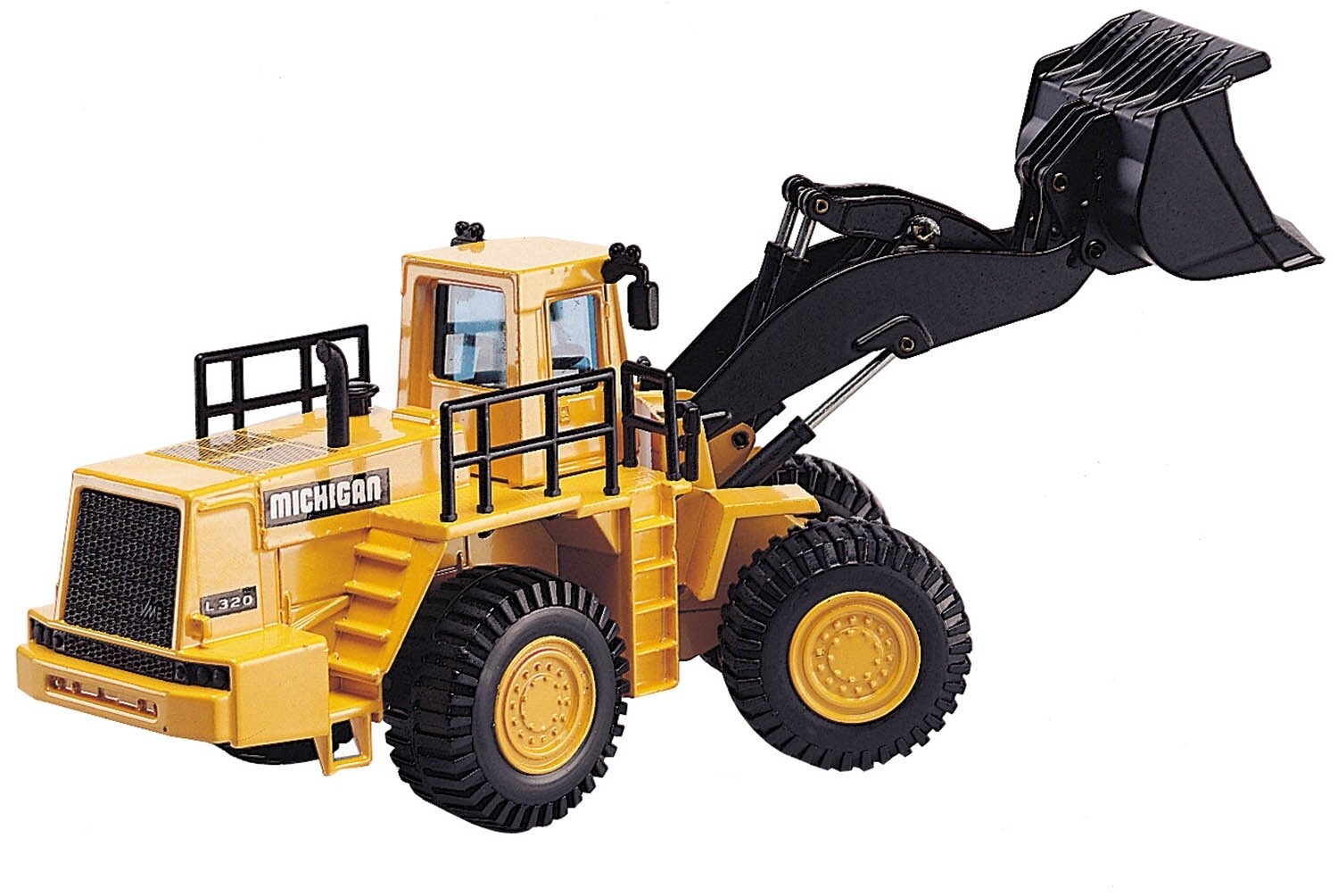 Michigan L-320 Wheel Loader