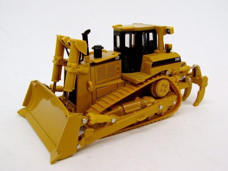 Caterpillar D8R Dozer w/Ripper Norscot