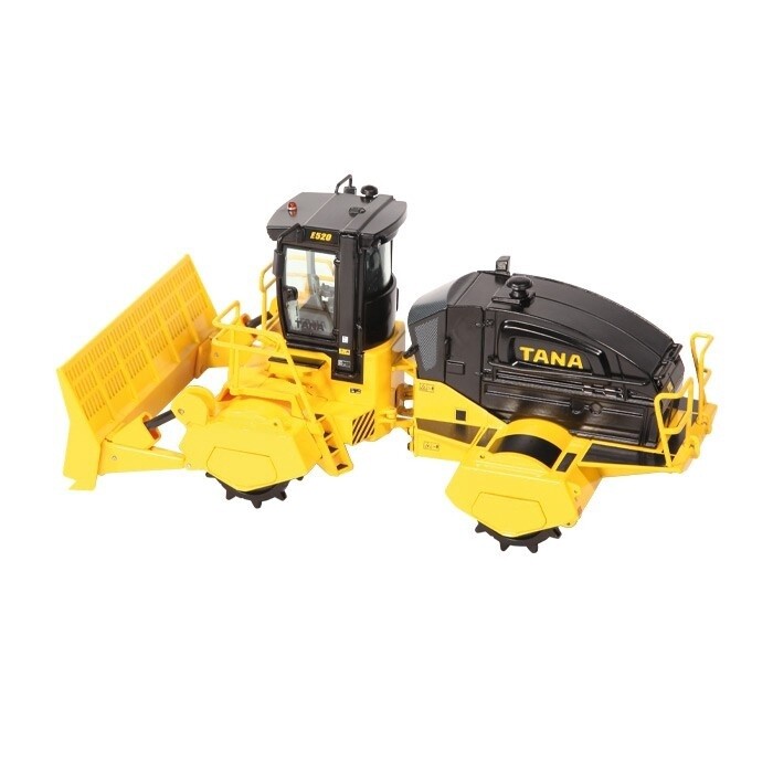 Tana E520 Landfill Compactor