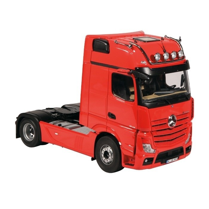 Mercedes Actros 4x2 GigaSpace Tractor - Red - 1:18