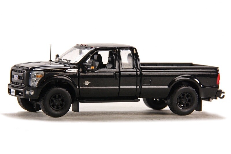 Ford F250 Pickup Truck w/Super Cab &amp; 8ft Bed - Black w/Black