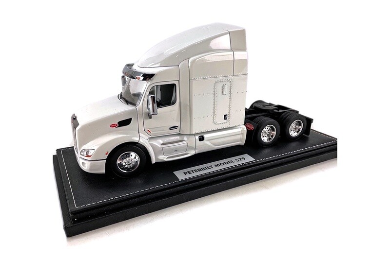 Peterbilt 379 Tractor - White - 1:30