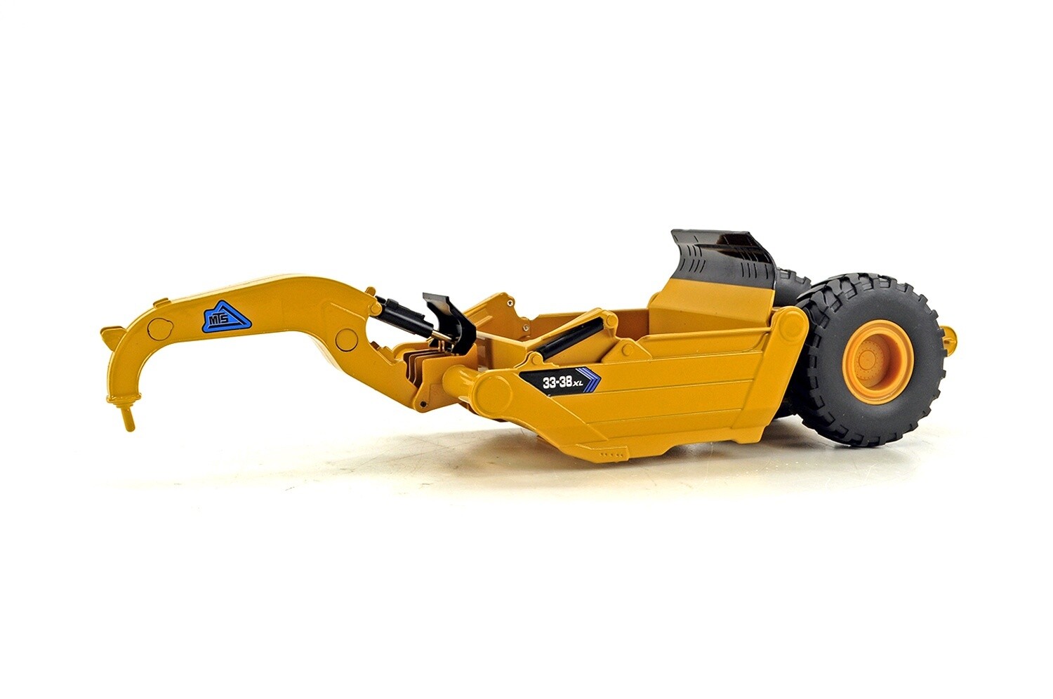 Mobile Track Solutions 33-38XL Towed Scraper