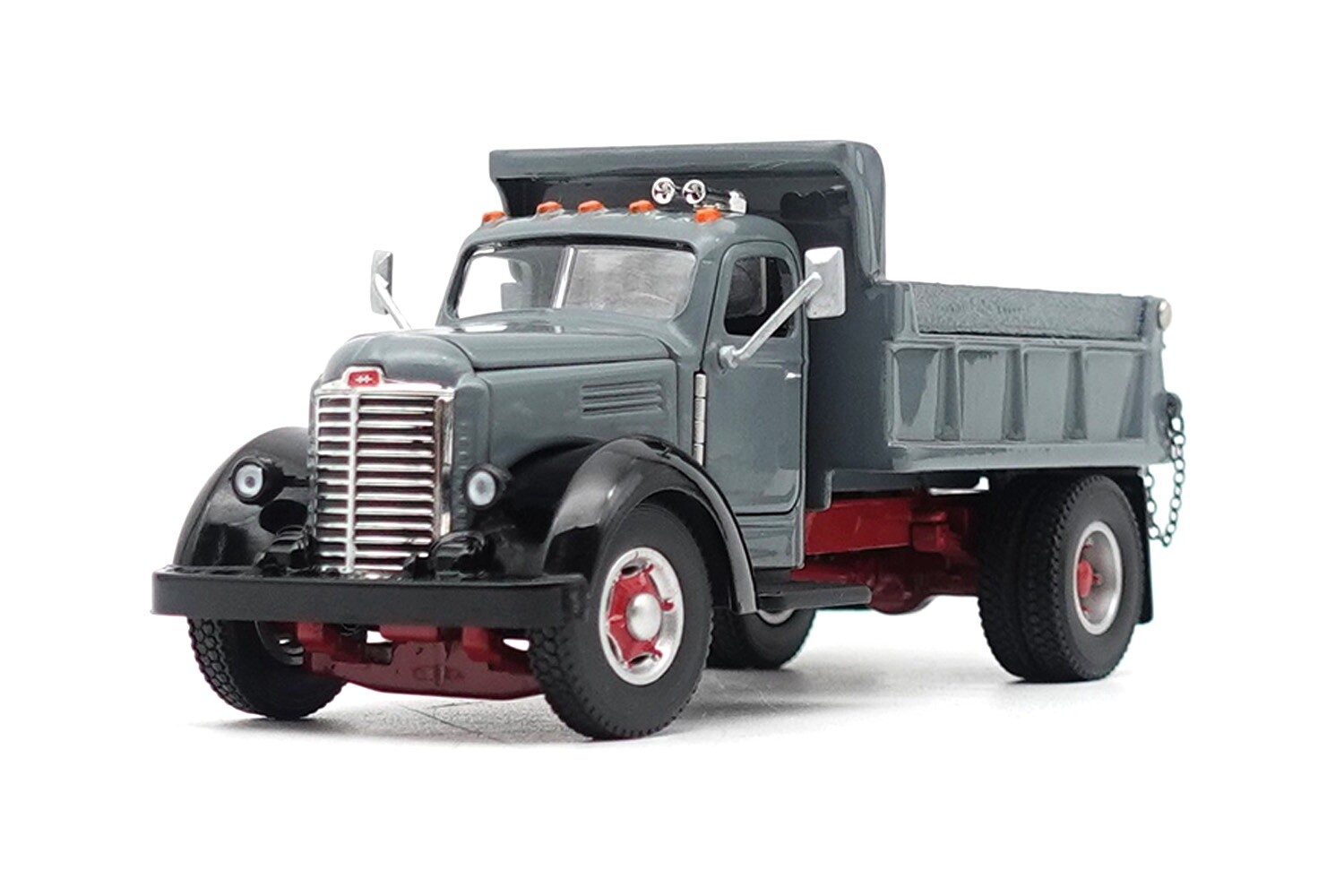 International KB-8 Dump Truck