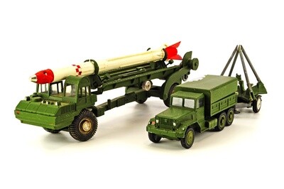 LeTourneau Corporal Guided Missile w/Launcher &amp; Tow Truck XX1