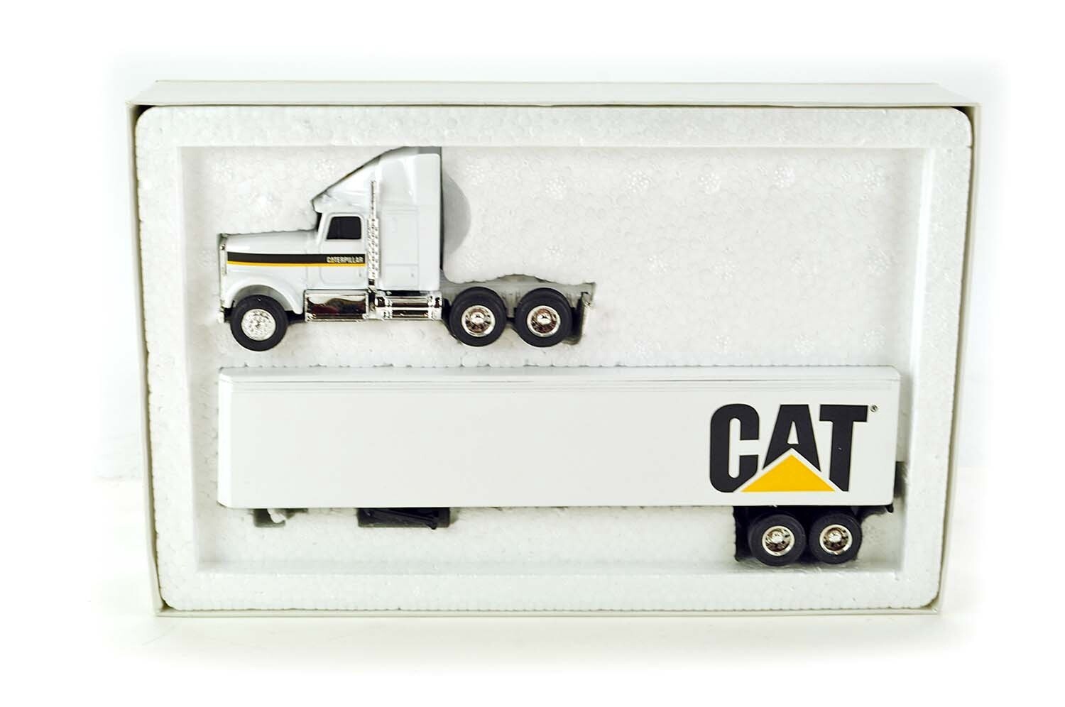 International Truck and Van Trailer - Caterpillar - 1:64