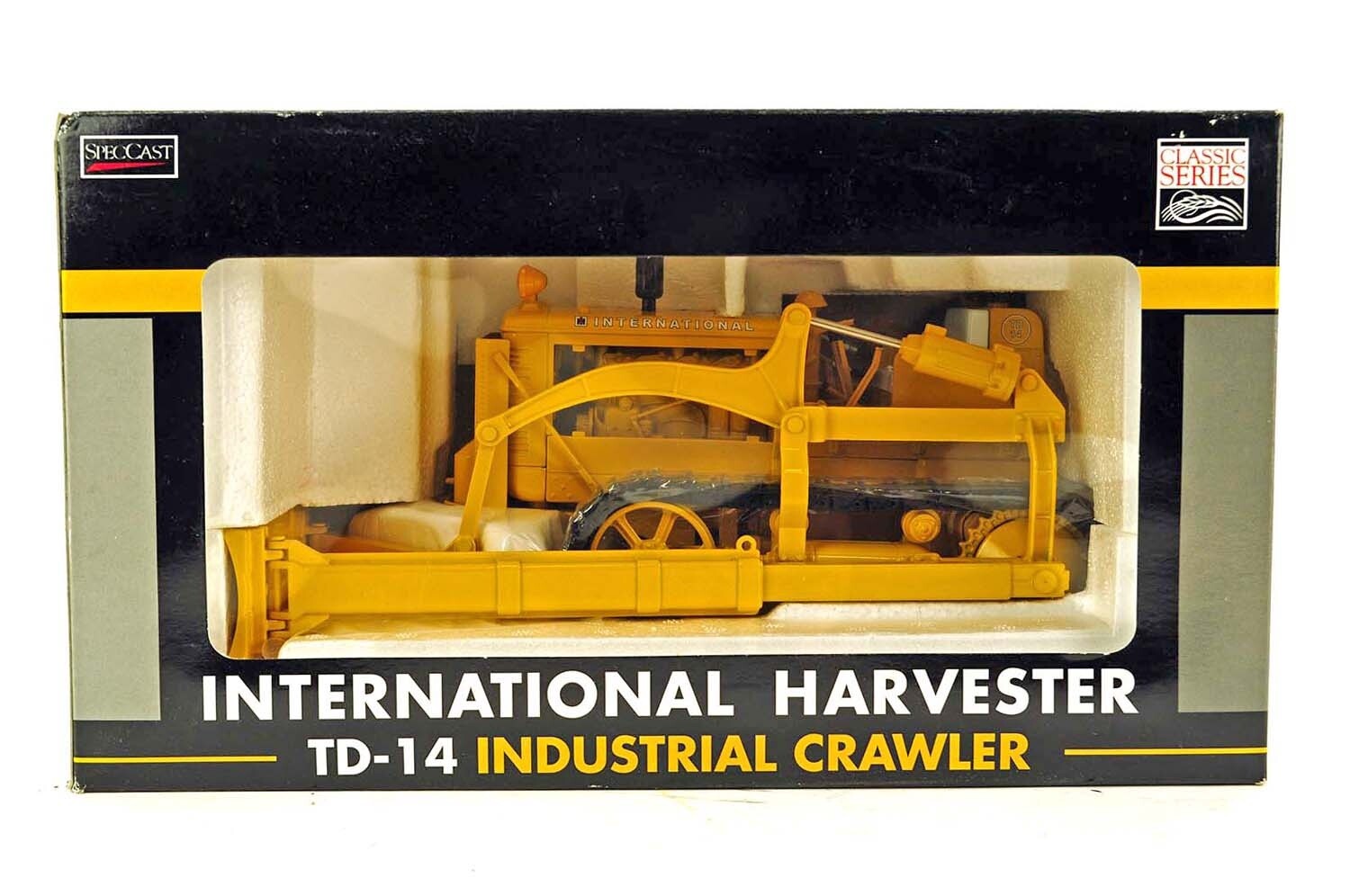 International TD-14 Industrial Crawler w/Blade - 1:16