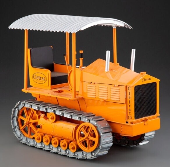 Cletrac 1931 Tractor Model 15 - 1:6