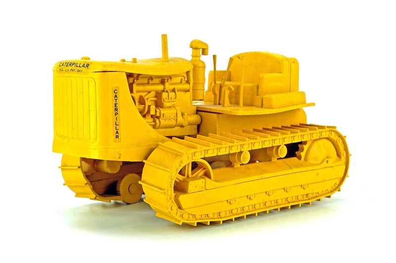 Caterpillar Diesel Tractor - 1:25
