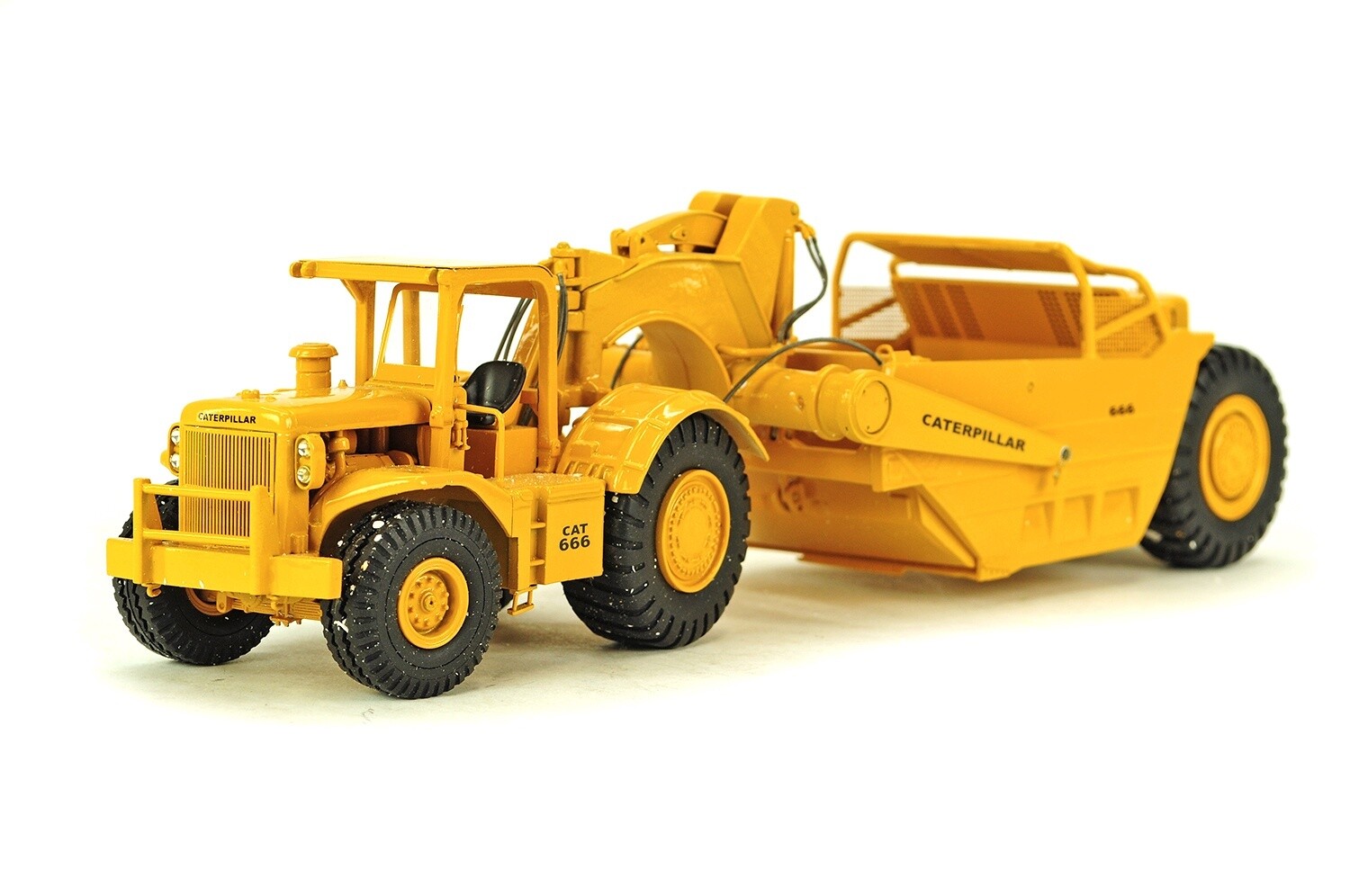 Caterpillar 666 Scraper - Open ROPS
