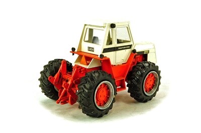Case 4-Wheel Drive Traction King Tractor - 1:40