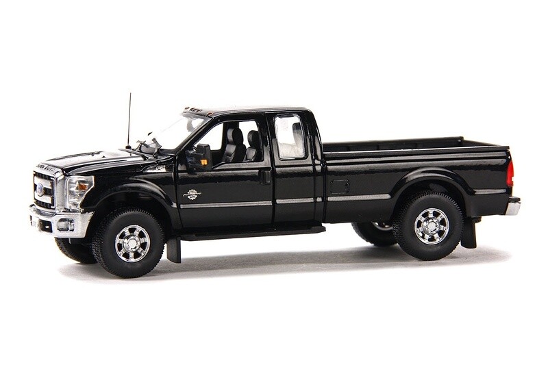 Ford F250 Pickup Truck w/Super Cab &amp; 8ft Bed - Black w/Chrome