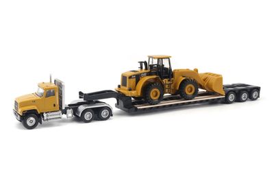 Caterpillar CT681 Day Cab Tractor w/Lowboy &amp; 950G - 1:87