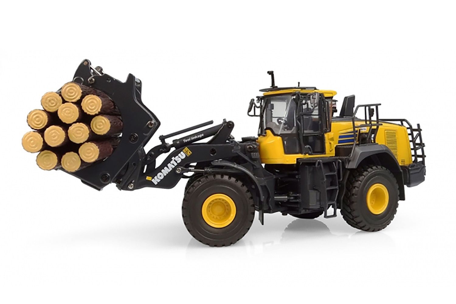 Komatsu WA475-10 Log Grapple Loader