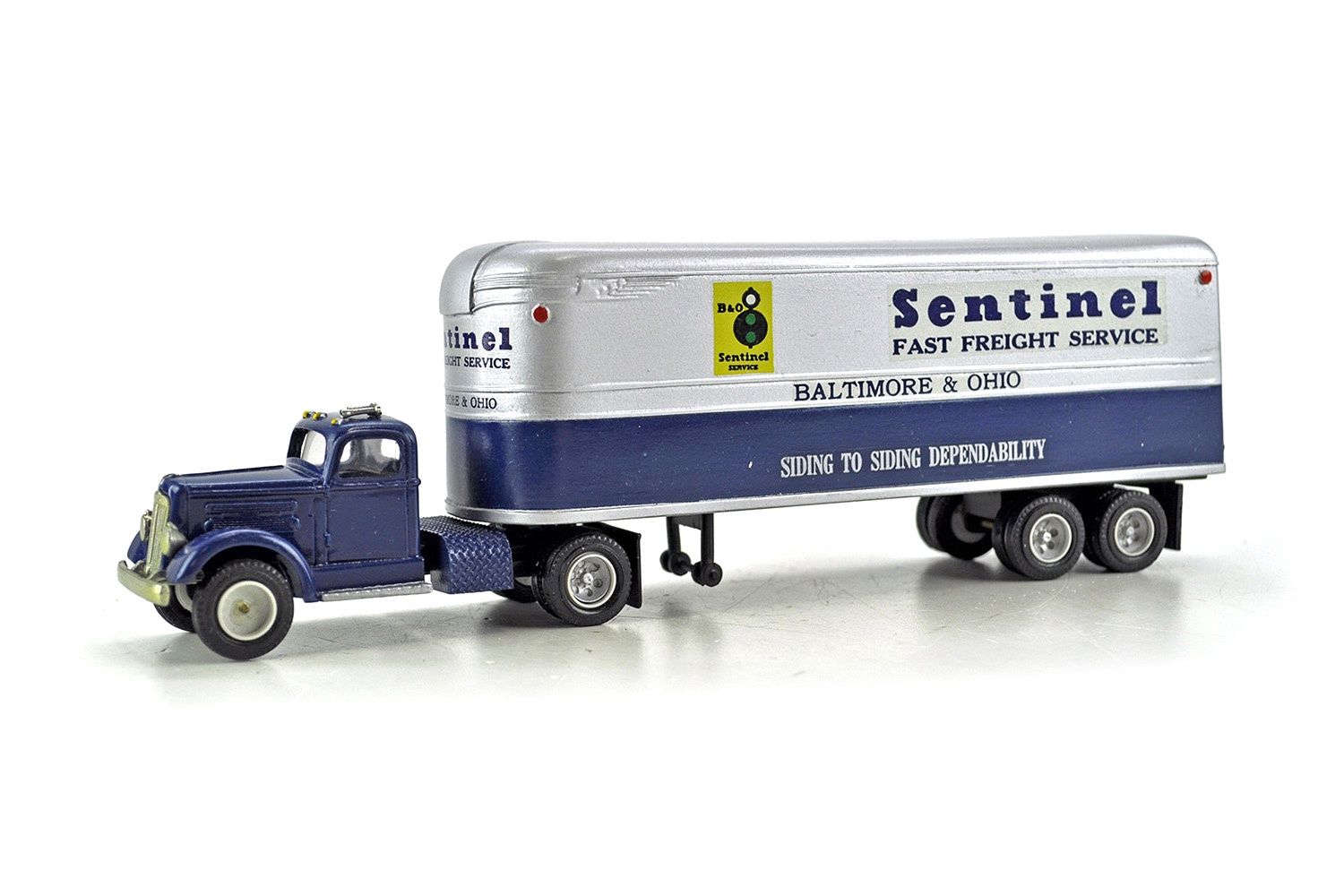 White WC Series Tractor &amp; Trailer - B&amp;O RR - Sentinel - 1:55