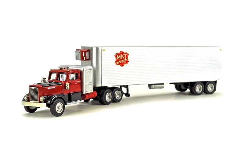 Autocar DC102 Semi w/Reefer - MKT - 1:55