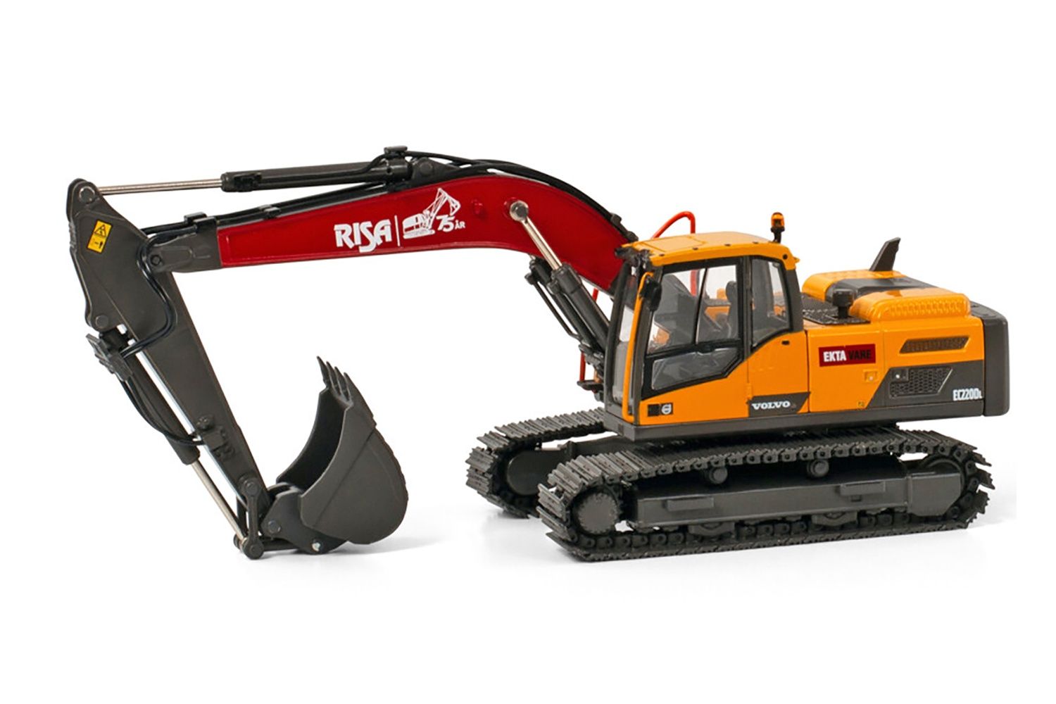 Volvo EC220D Excavator - Risa