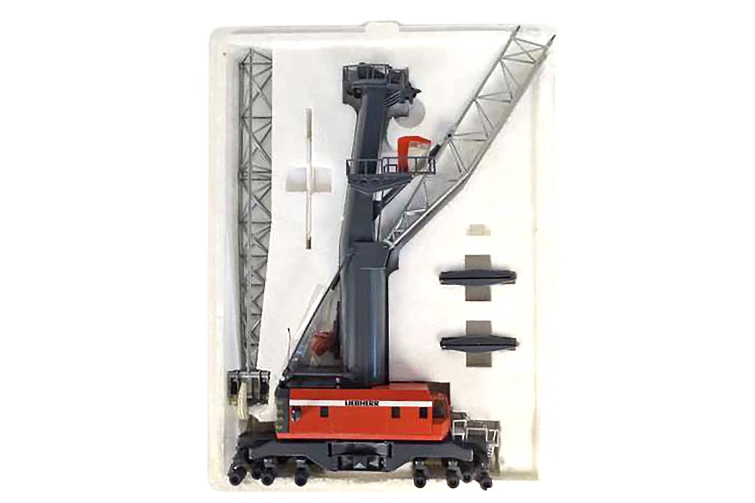 Liebherr LHM 320 Harbor Crane - 1:100